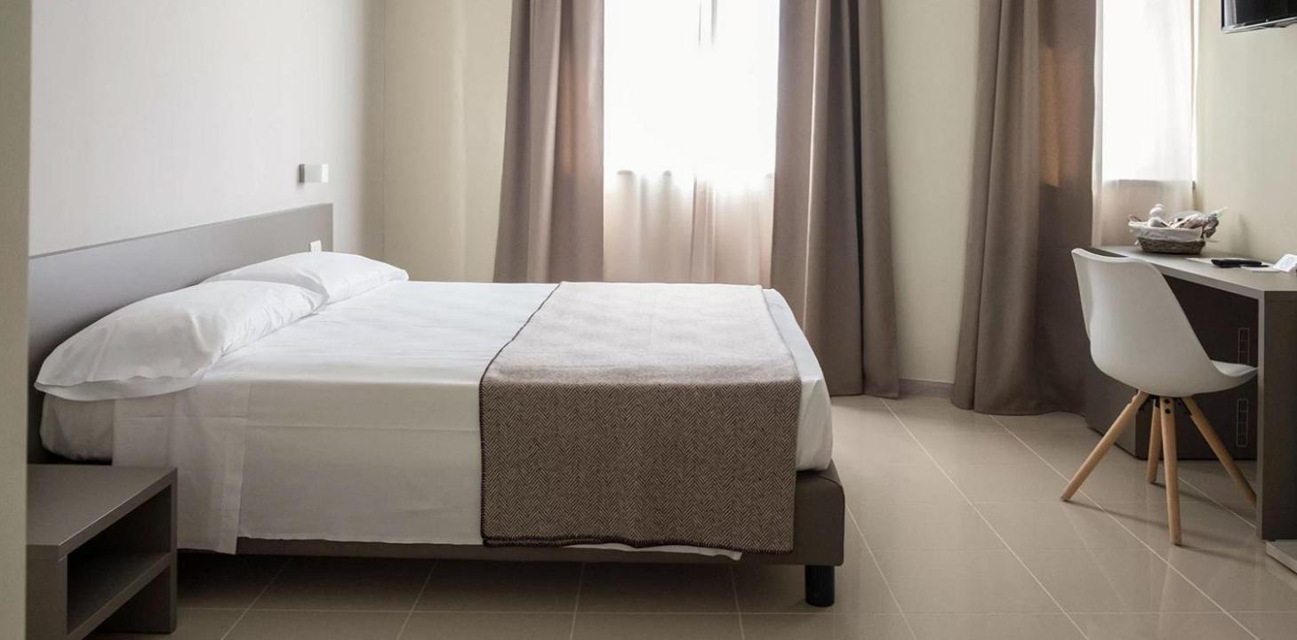 Hotel & Wellness Stella Delle Langhe Govone Bagian luar foto